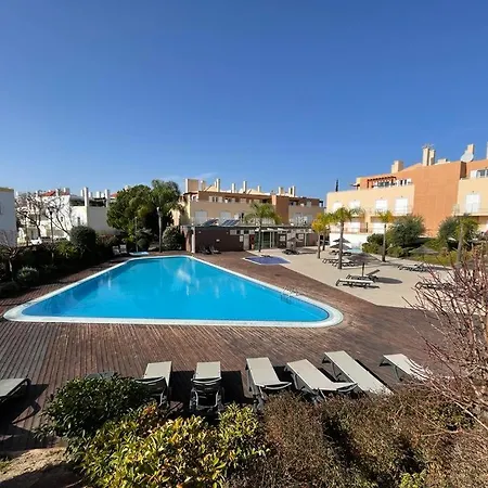 Wpcg 56 1-bedroom By The Pool In Gardens