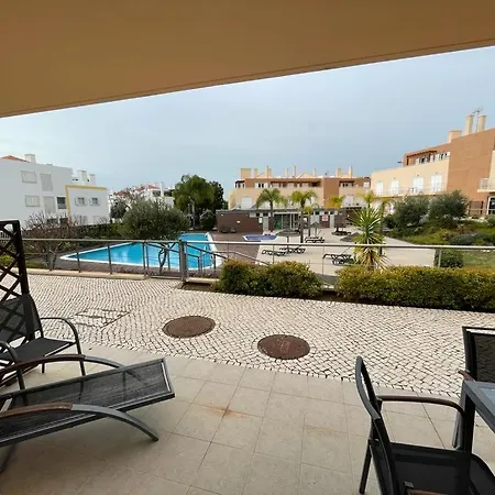 Wpcg 56 1-bedroom By The Pool In Gardens